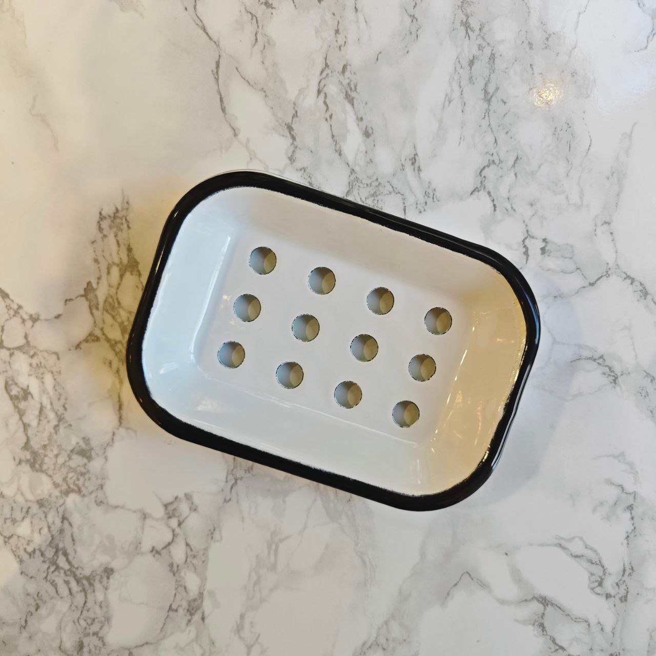 jabonera metálica escurridor